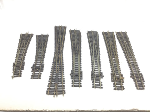 Job Lot of Peco N Gauge Insulfrog Large and Medium Radius Points/Crossing