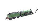 Dapol ND-079D N Gauge LNER Green B17 2869 Barnsley