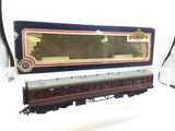 Bachmann 34-150 OO Gauge BR Maroon Collett Coach W7033W