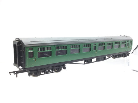 Bachmann 34-529 OO Gauge BR Green Bulleid All 3rd Coach S105S