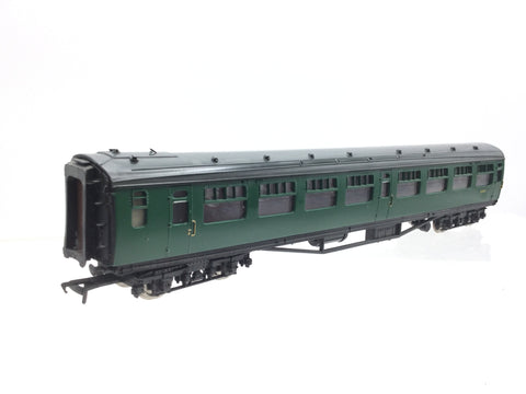 Bachmann 34-529B OO Gauge BR Green Bulleid All 3rd Coach S119S