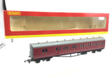 Hornby R4293B OO Gauge BR 'B' Set Suburban Coach W6535W