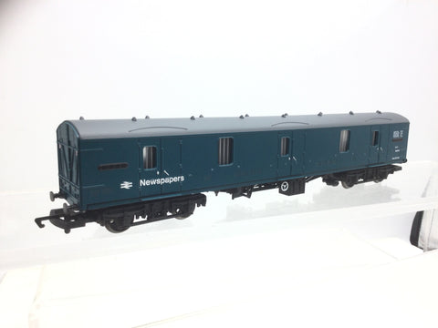 Hornby R60092 OO Gauge BR NJV Newspaper Van 94074