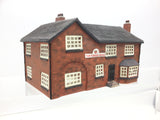 Hornby R8505 OO Gauge Skaledale The Kings Head Hotel