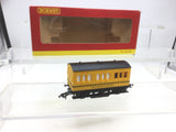 Hornby R296 OO Gauge Track Cleaning Coach (L1)
