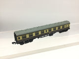 Graham Farish 374-052B N Gauge BR Choc/Cream Mk1 2nd Corr Coach W25093
