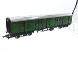 Hornby R4057C OO Gauge SR Green Luggage Van 2326