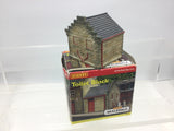 Hornby R8630 OO Gauge Skaledale Toilet Block