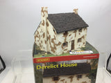 Hornby R8562 OO Gauge Skaledale Derelict House