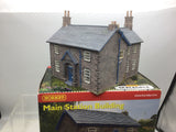 Hornby R8628 OO Gauge Skaledale Main Station Building