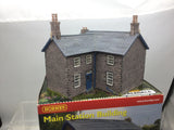 Hornby R8628 OO Gauge Skaledale Main Station Building