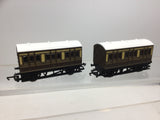 Hornby OO Gauge GWR 4 Wheel Coach x2