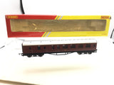 Hornby R4389 OO Gauge LMS Stanier Brake Coach 5200