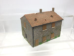 Hornby R9646 OO Gauge Skaledale Derelict Farmhouse