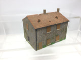 Hornby R9646 OO Gauge Skaledale Derelict Farmhouse