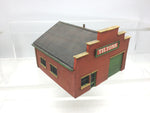 Scenix EM6018 OO Gauge Garage/Workshop