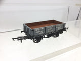 Hornby R6231A OO Gauge 3 Plank Wagon ICI 49