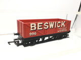 Hornby R1127 OO Gauge Freelance Long Wheelbase Wagon Beswick