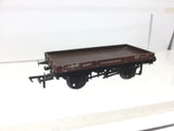 Bachmann 37-477 OO Gauge BR 1 Plank Lowfit Wagon B450031 (RENUMBERED)
