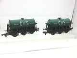 Dapol B678 OO Gauge 6 Wheel Milk Tanker CWS Green x2 (RENUMBERED)