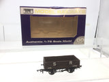 Hornby R6340 OO Gauge SR 5 Plank Wagon 14130 (RENUMBERED)