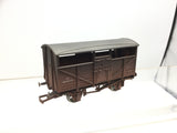 Dapol 4F-020-006 OO Gauge BR Cattle Wagon B893375 Weathered