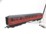 Hornby R1029 OO Gauge BR Red Gresley Breakdown Coach DB10074