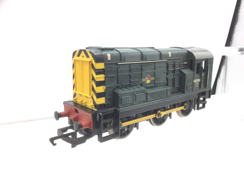 Hornby R2157B OO Gauge BR Green Class 08 No 08096