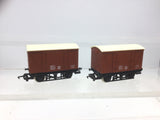 Hornby R242 OO Gauge BR VEA Vanwide Brown B784690 x2