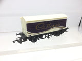 Hornby R109 OO Gauge Long Wheelbase Wagon Cadbury's