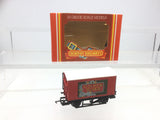 Hornby R009 OO Gauge Vent Van Golden Shred