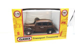 Classic EM76830 1:76/OO Gauge Austin FL1 Private Hire Saloon