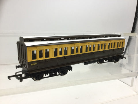 Triang/Hornby R332 OO Gauge GWR Clerestory Composite Coach 5017