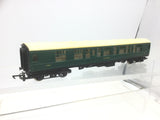 Hornby R933 OO Gauge SR Green Mk 1 Corridor Composite Coach 5740