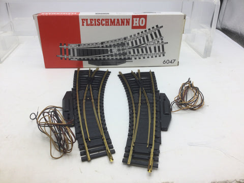 Fleischmann 6047 HO Gauge Pair of Electrically Operated Curved Points