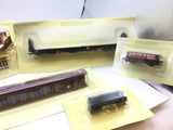 Hornby Hachette OO Gauge Mk1 Maroon Coaches and Wagons