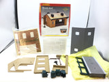 Hornby R8002 OO Gauge Goods Shed