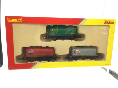 Hornby R6481 OO Gauge TTA Tank Wagon Triple Pack
