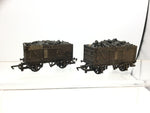 Hornby R6088 OO Gauge 8 Plank Wagons Ammanford x2 (Weathered)(L1)