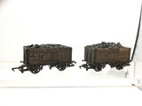 Hornby R6088 OO Gauge 8 Plank Wagons Ammanford x2 (Weathered)(L1)