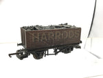 Lima 305677 OO Gauge 7 Plank Wagon Harrods