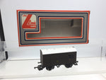 Lima 305625 OO Gauge GWR Horsebox 546