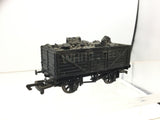 Dapol B614 OO Gauge 7 Plank Wagon White & Beeny, Hailsham