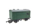 Lima 305628 OO Gauge Horse Box Southern Green