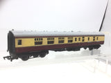 Mainline 37-102 OO Gauge BR Red/Cream Mk1 Corridor Brake 2nd W34820