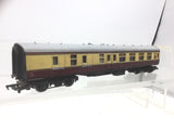 Mainline 37-102 OO Gauge BR Red/Cream Mk1 Corridor Brake 2nd W34820