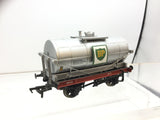 Bachmann 37-665 OO Gauge 14t Tank Wagon BP 36
