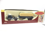 Lledo DG149004 1:76/OO Gauge AEC Flatbed Trailer Pickfords