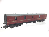 Lima 305657 OO Gauge BR Maroon GUV Parcel Van W86470