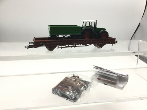 Roco 47695 HO Gauge DB Flat Wagon with Tractor and Trailer Load